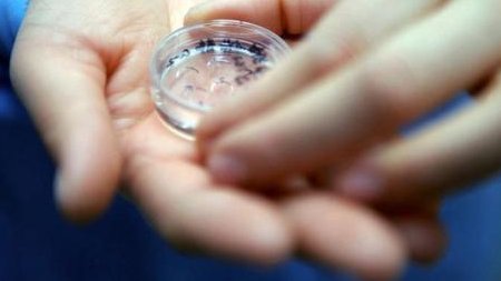 在平湖市做试管婴儿长方案周期需要多久？超长方案促排流程是怎么样的？